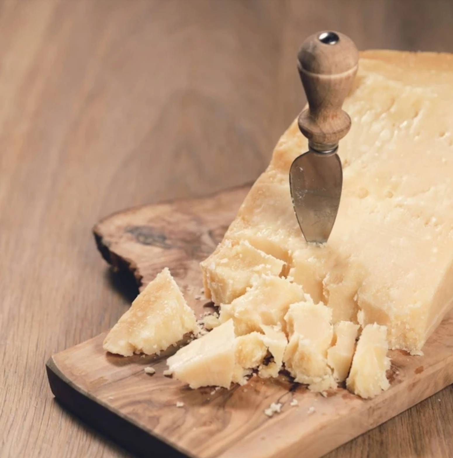 Parmigiano_Reggiano_Dop_Mitica_36_Months